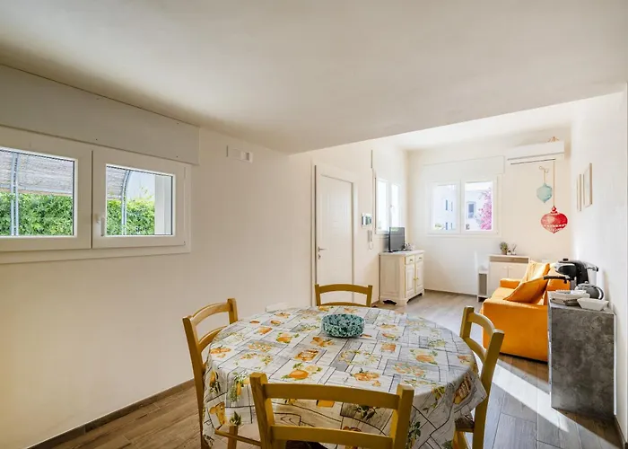 Gufo Di Mare - Giallo アパート サヴェッレトリ